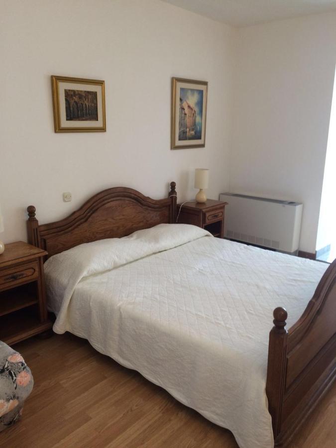 Sun Residence Brela Bagian luar foto