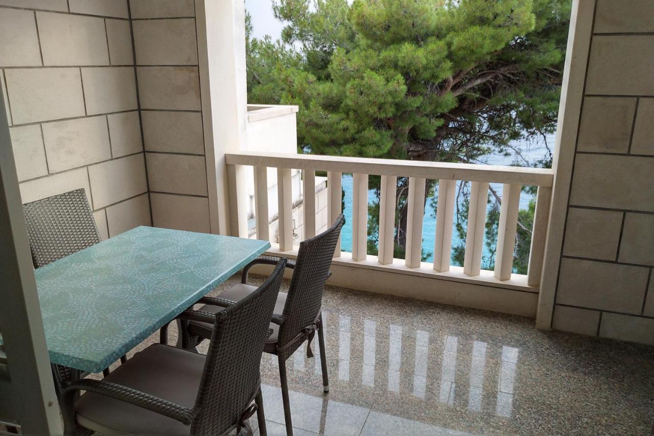 Sun Residence Brela Bagian luar foto