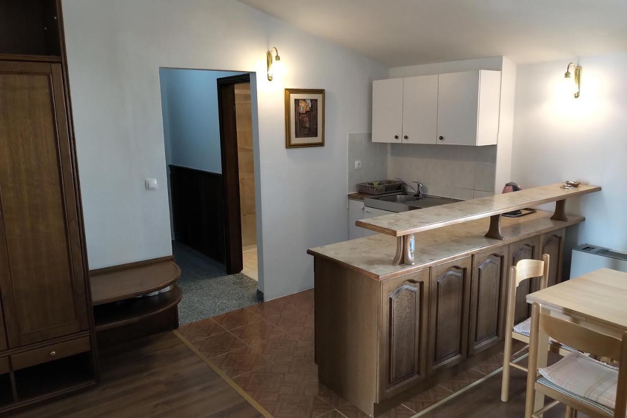 Sun Residence Brela Bagian luar foto